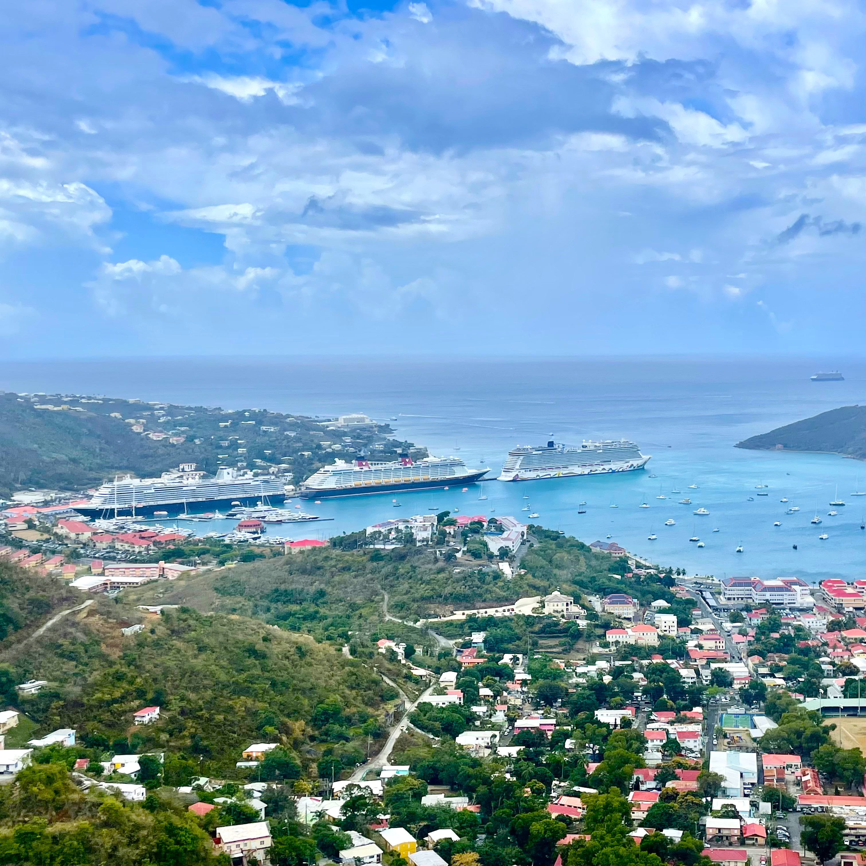 Elite Cruises - Caribbean Port