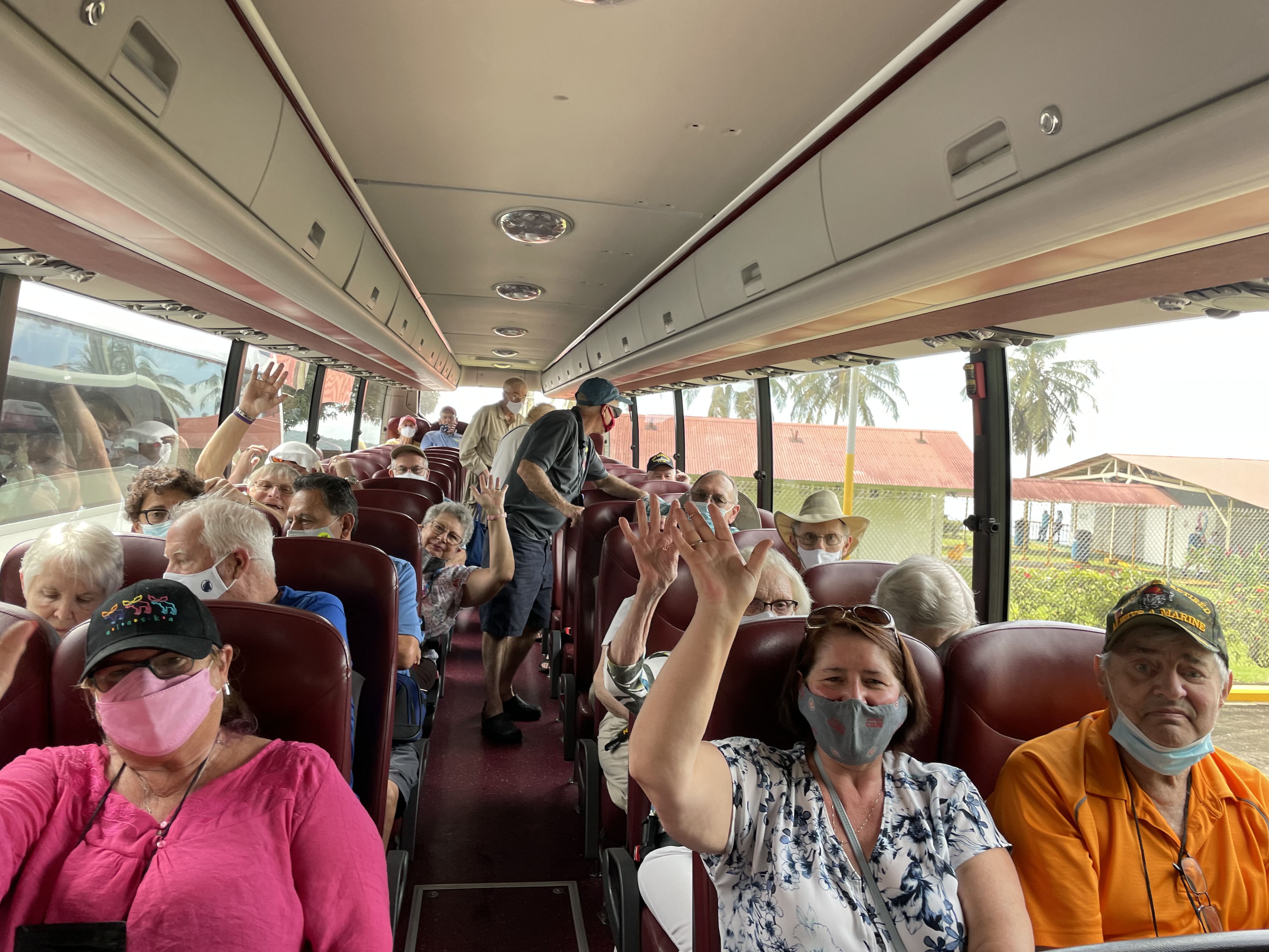 Elite Cruises Tour Bus